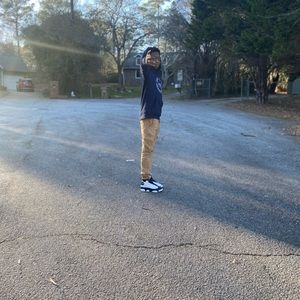 Meet your Posher, Ramone